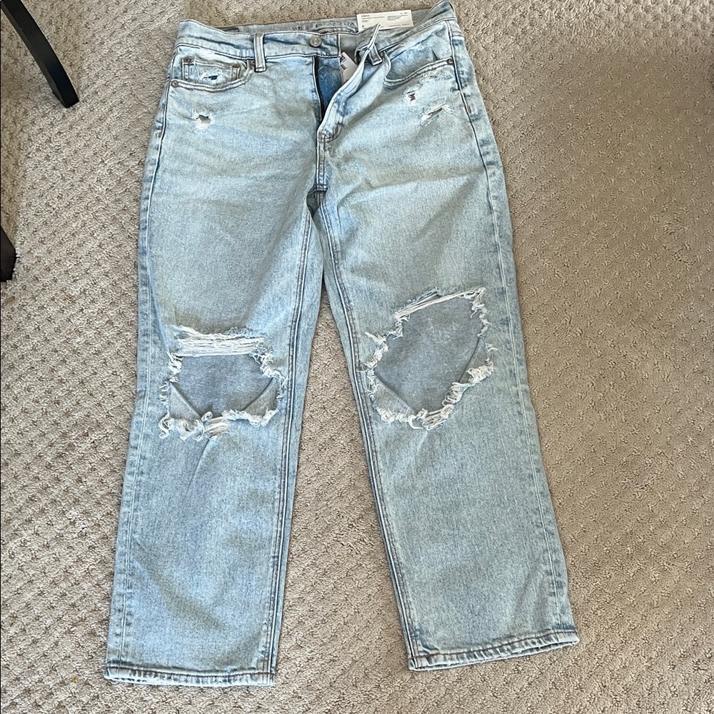 American Eagle Outfitters Light Blue High Rise Distressed Women's Jeans